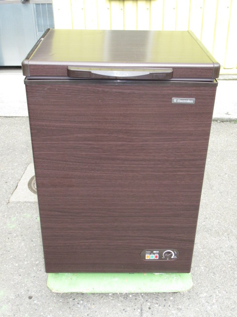 エレクトロラックス　ECM1100PB-NJP　2012年