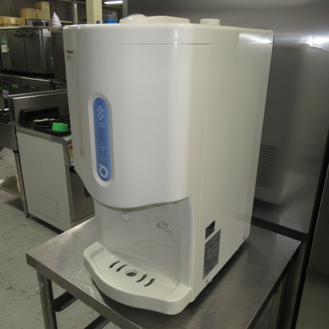 パナソニック　冷・温水器　タンク式　SD-B185H