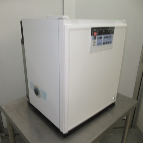 三菱電機　CN-40A　クールインキュベータ➀（2）
