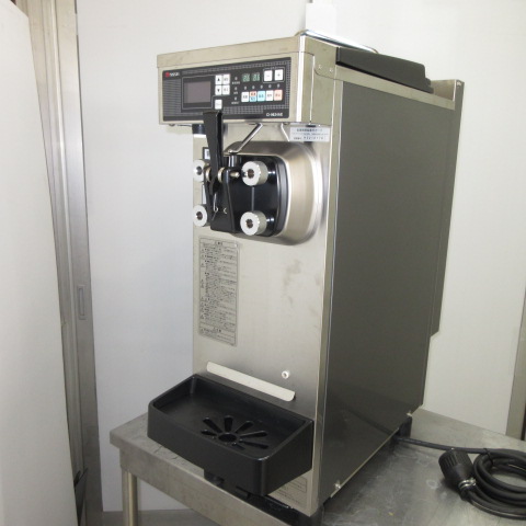 ニッセイ　CI-9624AE　ソフトクリームフリーザー（2）