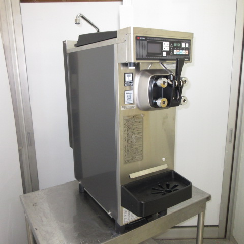 ニッセイ　CI-9624AE　ソフトクリームフリーザー（3）