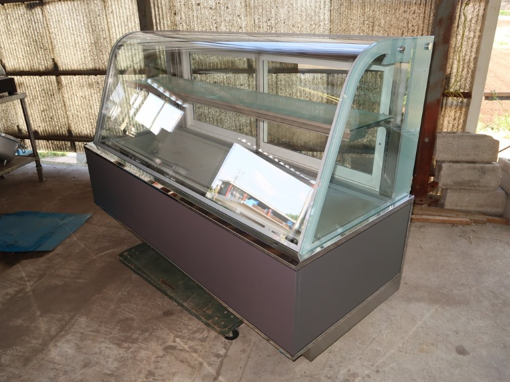 ダイワ　ケーキケース100V　TCR601-EC（2）