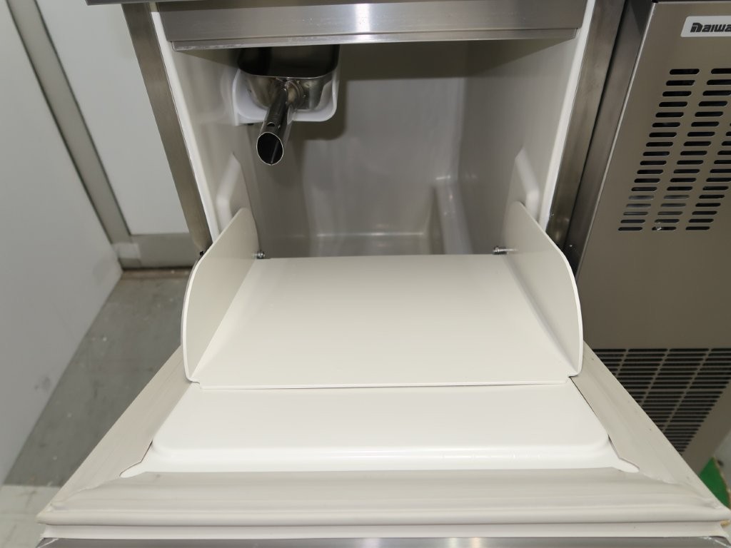 ダイワ　製氷機(チップアイス)　DRI-120LC2（3）
