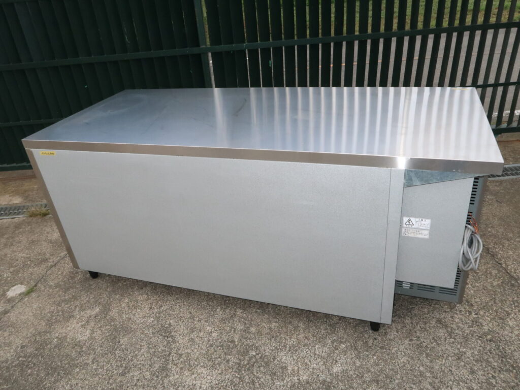 ガリレイ　LRW-181PM　2021年　冷凍冷蔵テーブル（4）