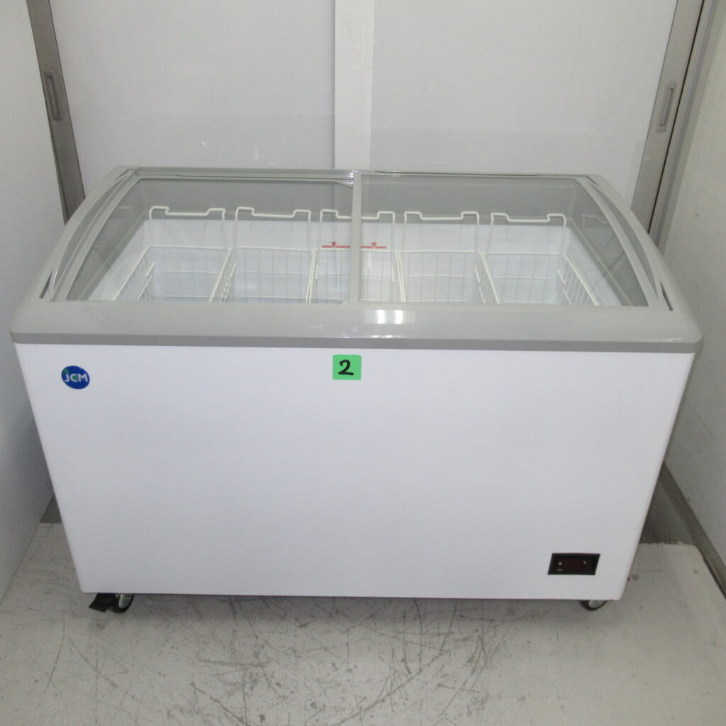 ジェーシーエム　JCMCS-240L　2024年　冷凍ショーケース　No2