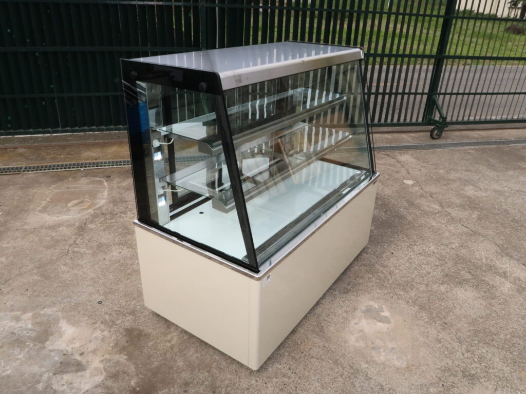 サンデン　TSA-120XC-C　2024年　冷蔵ショーケース（2）