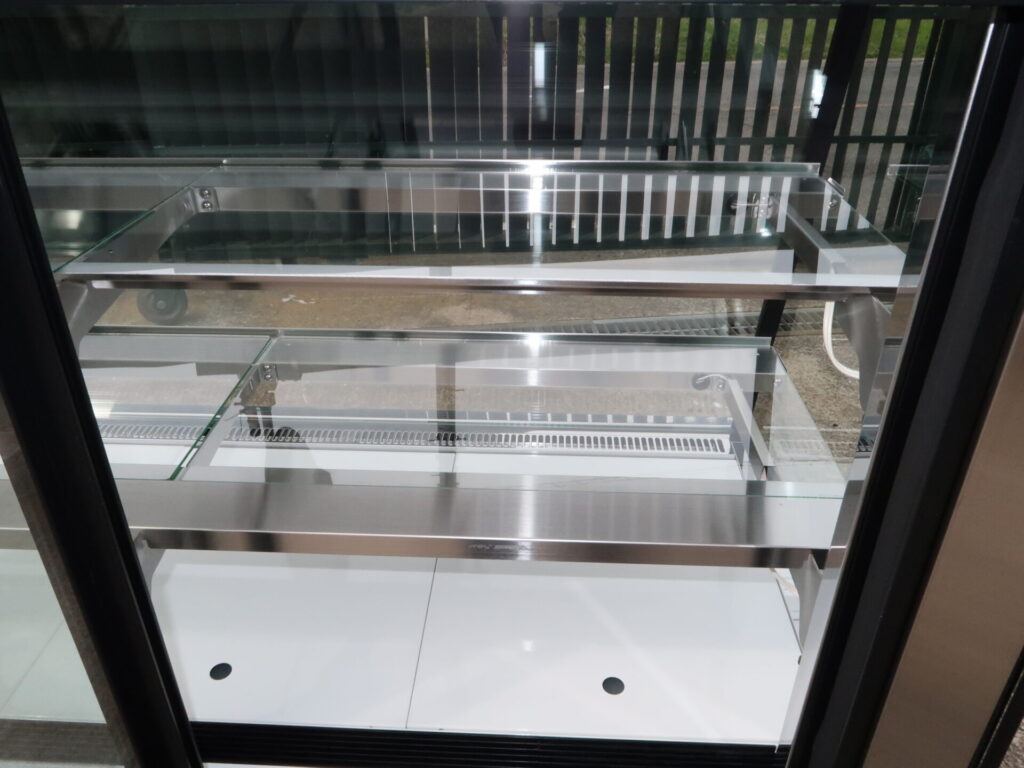 サンデン　TSA-120XC-C　2024年　冷蔵ショーケース（5）