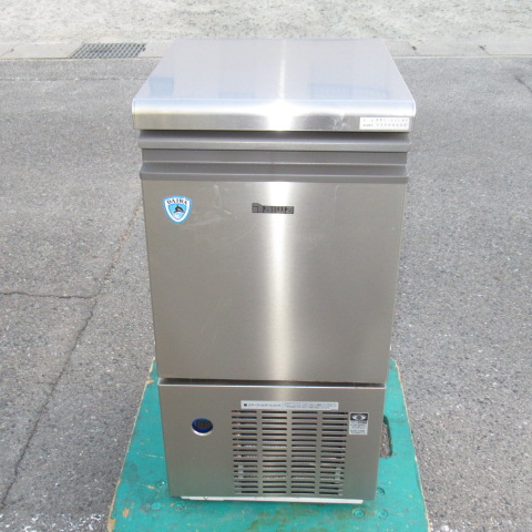 ダイワ　DRI-25LMF　2021年　製氷機
