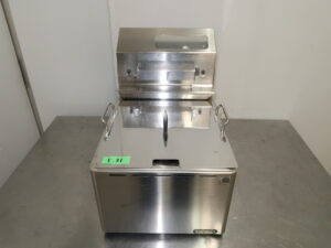 タニコー　TCTL-8B　卓上電気フライヤー　2021年