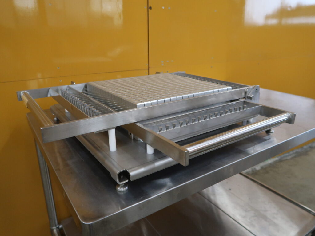 ギターカッター、チョコレートカッター（2）